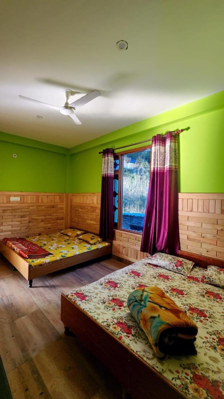 Nucleus Guest House Kasol Quarto foto